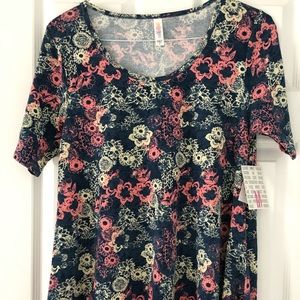 LulaRoe Perfect T - NWT